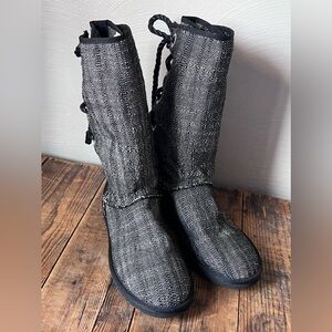 Ugg Women’s Size 8 Canvas Woven Lace Up Boots 2822